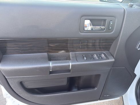 Used 2019 Ford Flex SEL w/ Class III Trailer Tow Package image 13