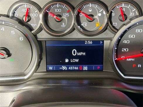 Used 2020 Chevrolet Silverado 1500 LT Trail Boss image 12