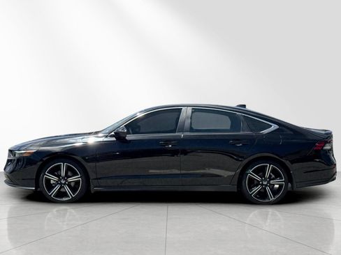 Used 2024 Honda Accord Sport image 7