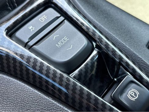 Used 2019 Chevrolet Camaro LS RWD image 28