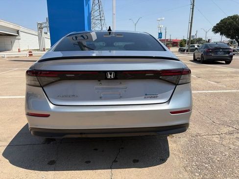 Used 2023 Honda Accord Sport image 5