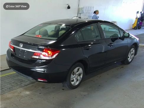 Used 2015 Honda Civic LX image 2