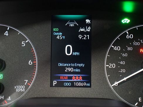 Certified 2024 Toyota Corolla SE image 16