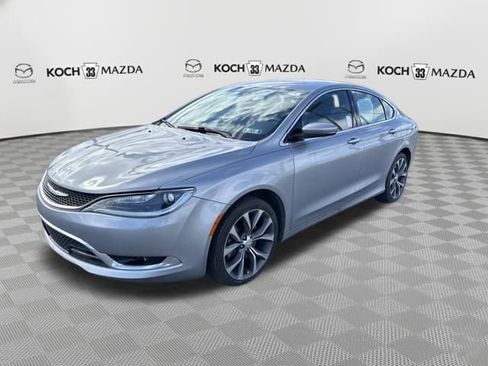 Used 2015 Chrysler 200 C image 3