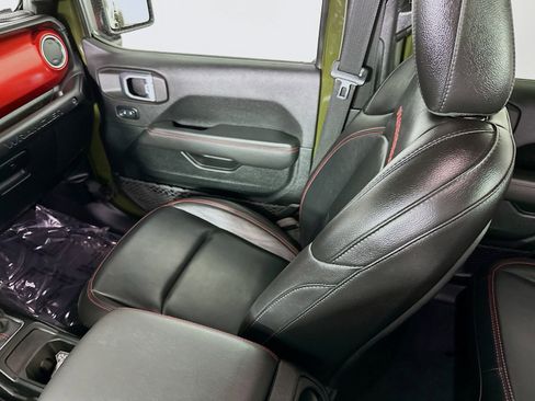 Used 2021 Jeep Wrangler Unlimited Rubicon w/ Uconnect 4C Nav & Sound Group AWD/4WD image 27