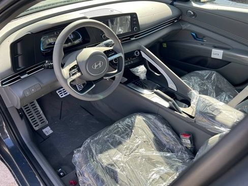 New 2026 Hyundai Elantra Sport FWD image 17