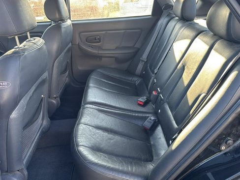 Used 2002 Hyundai Elantra GT FWD image 11