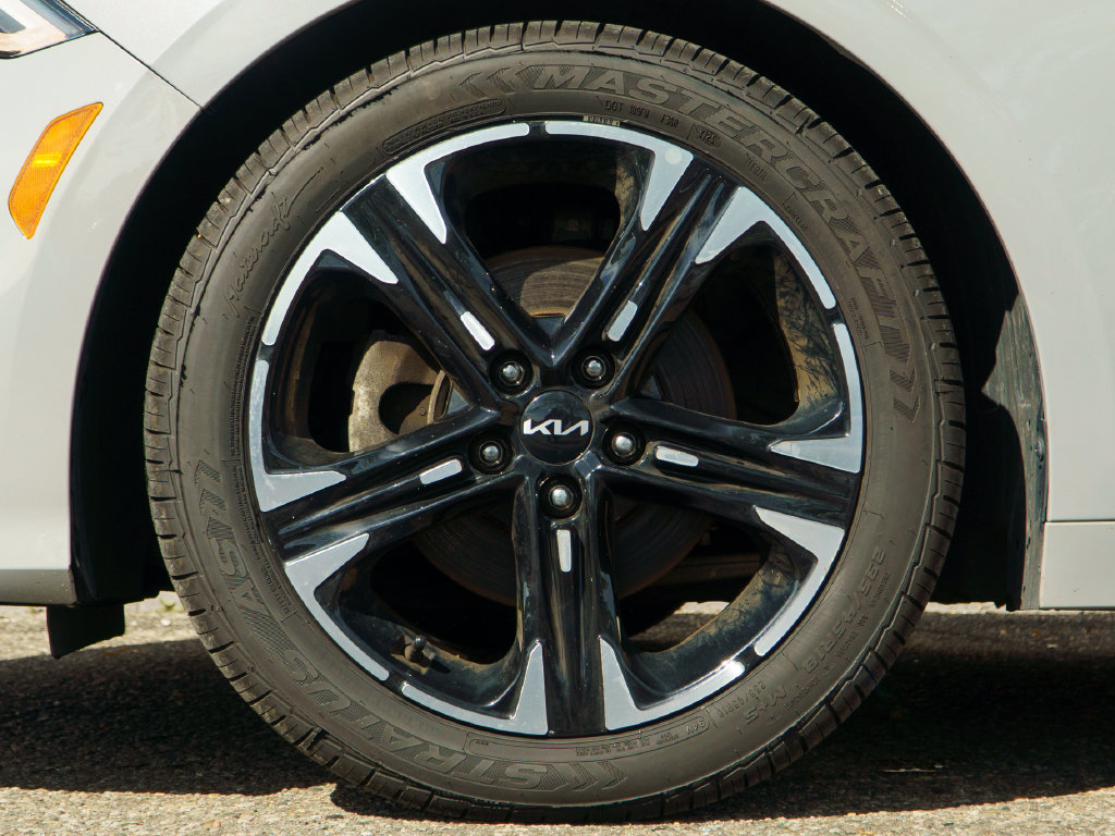 Used 2022 Kia K5 GT-Line AWD/4WD image 13