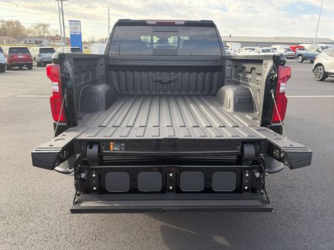 New 2026 Chevrolet Silverado 1500 LTZ w/ LTZ Premium Package image 8