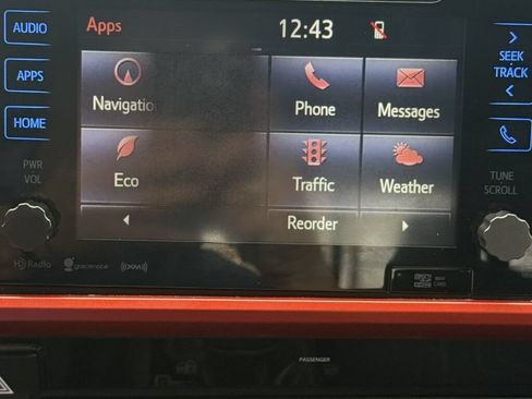 Used 2017 Toyota Tacoma TRD Sport w/ Tow Package (A/T) AWD/4WD image 32