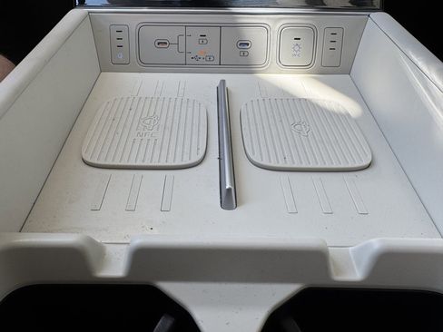 Used 2024 Hyundai Santa Fe Calligraphy image 28