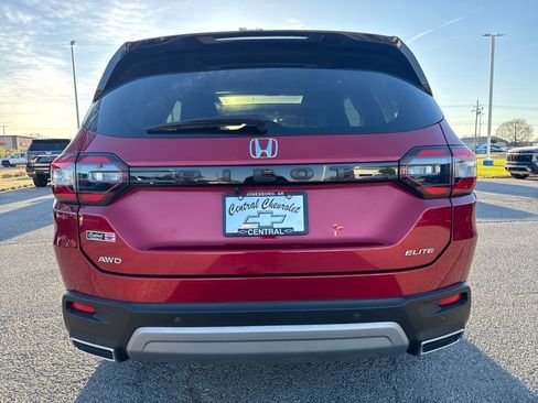 Used 2025 Honda Pilot Elite image 5