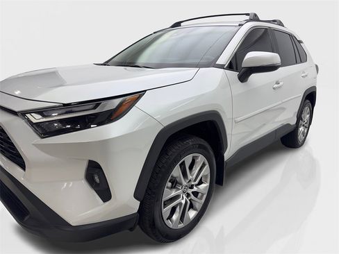 Used 2024 Toyota RAV4 XLE Premium image 11