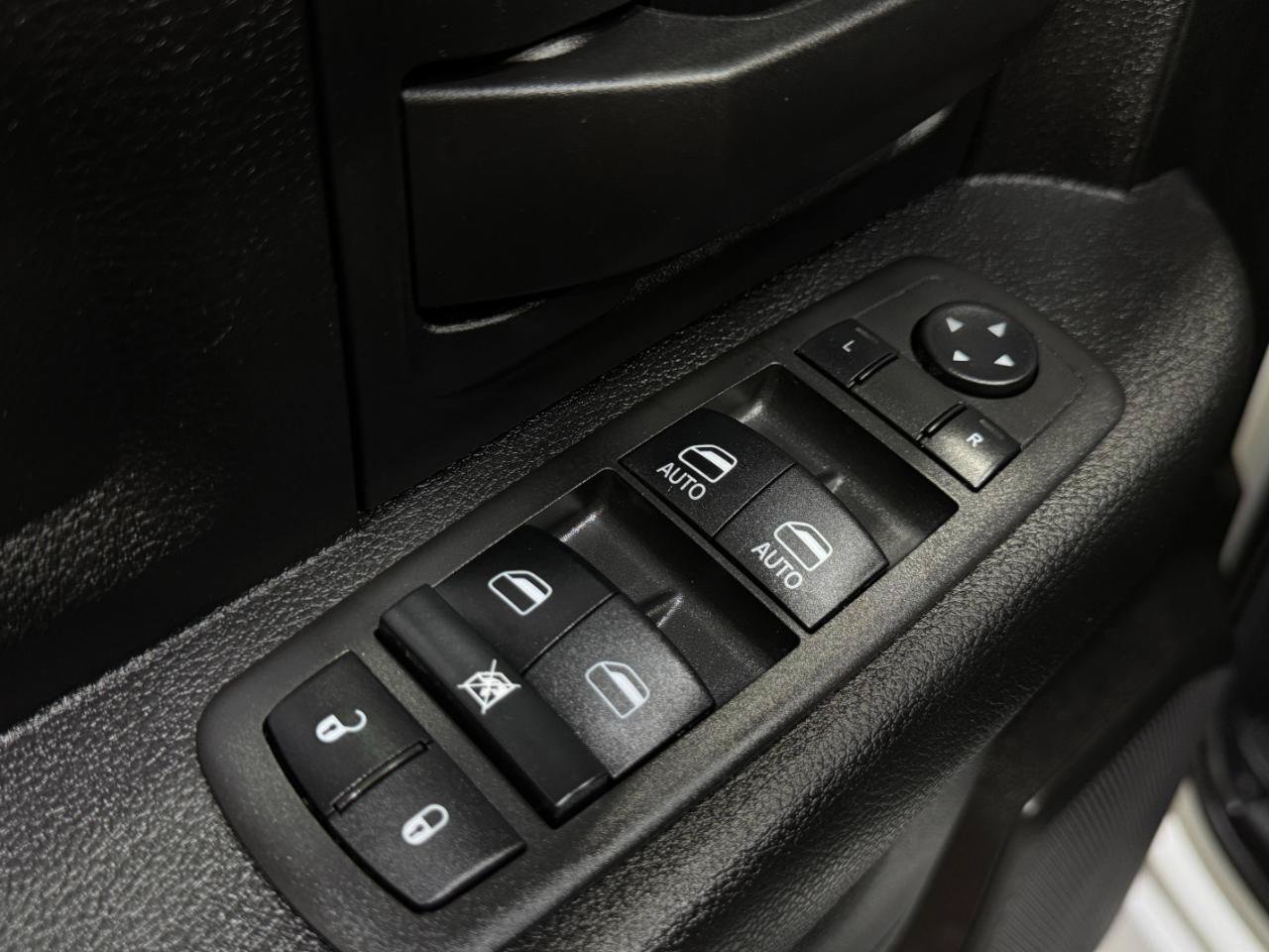 Used 2022 RAM 2500 Tradesman AWD/4WD image 30