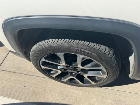 Used 2018 Jeep Compass Limited w/ Navigation Group image 8