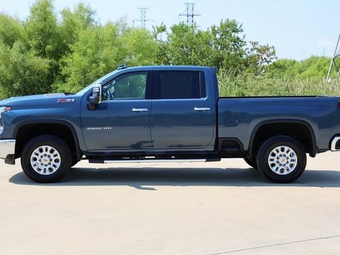 Certified 2024 Chevrolet Silverado 3500 LTZ w/ LTZ Premium Package image 5