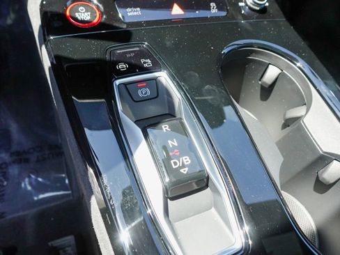 New 2025 Audi S6 e-tron Premium Plus image 17