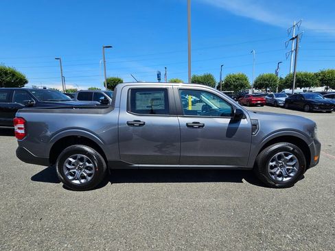 New 2026 Ford Maverick XLT w/ Equipment Group 301A AWD/4WD image 4