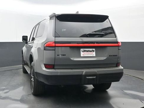 Used 2025 Lexus GX 550 w/ Cold Area Package image 4