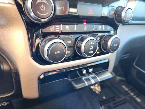 Used 2019 RAM 1500 Laramie image 16