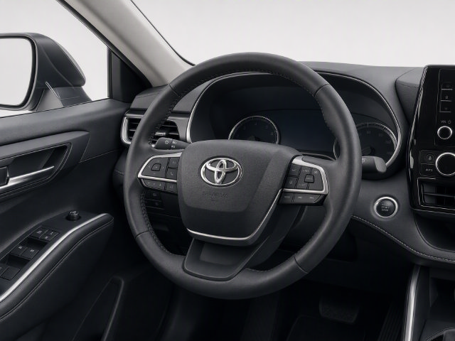 Used 2024 Toyota Highlander XLE AWD/4WD image 18