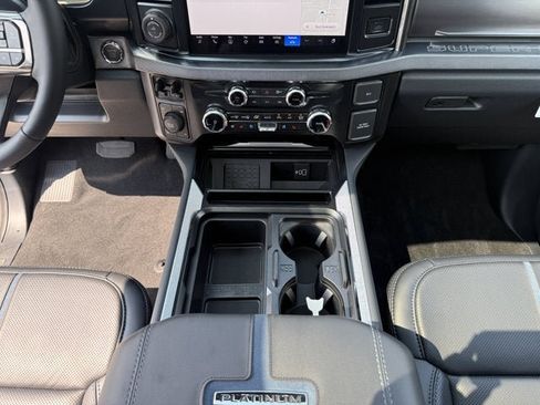 New 2026 Ford F250 4x4 Crew Cab Super Duty image 16
