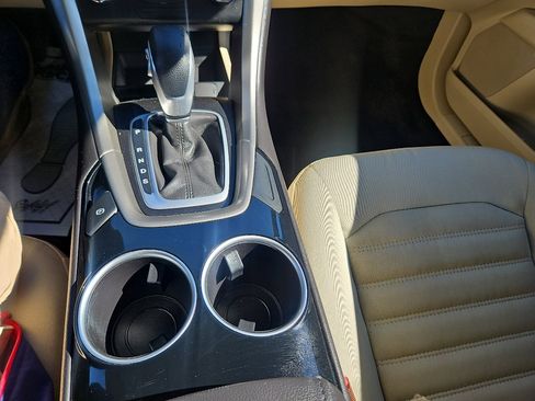 Used 2014 Ford Fusion SE image 31