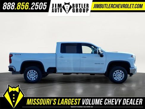 Used 2024 Chevrolet Silverado 2500 LTZ image 4