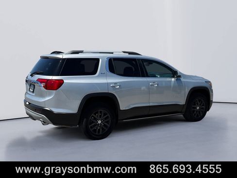 Used 2019 GMC Acadia SLT FWD image 3