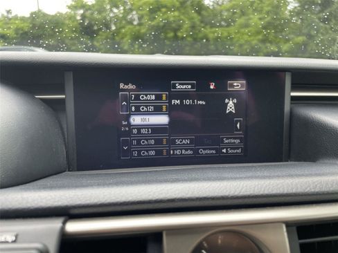 Used 2016 Lexus IS 300 AWD image 17