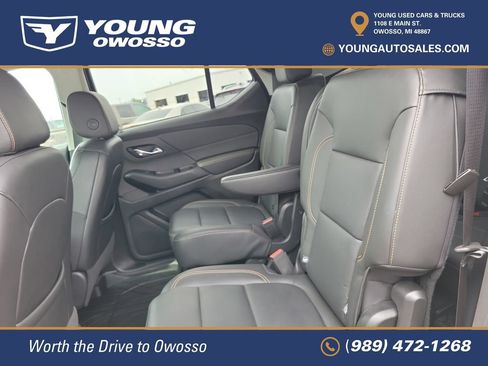 Used 2020 Chevrolet Traverse LT w/ LT Premium Package AWD/4WD image 31