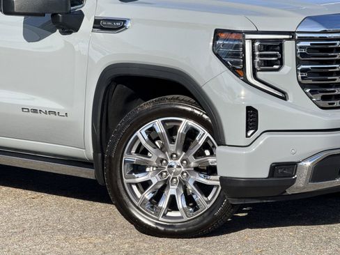 Used 2025 GMC Sierra 1500 Denali w/ Denali Reserve Package image 13