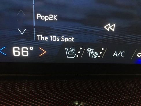 Used 2024 Chevrolet Traverse RS w/ LPO, Floor Liner Package image 24