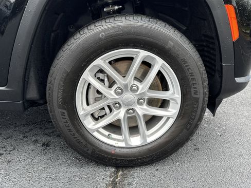 New 2025 Jeep Grand Cherokee L Laredo w/ Luxury Tech Group I image 13