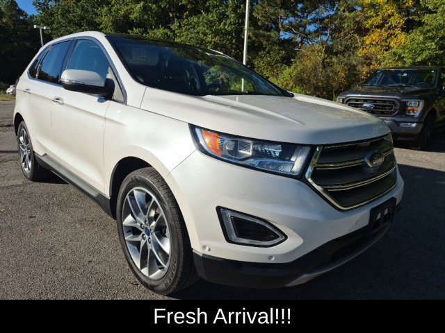Used 2015 Ford Edge Titanium w/ Equipment Group 302A AWD/4WD image 16