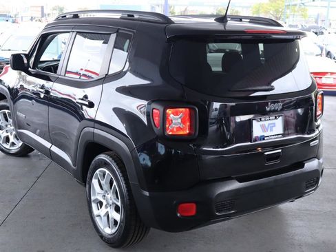 Used 2018 Jeep Renegade Latitude image 7