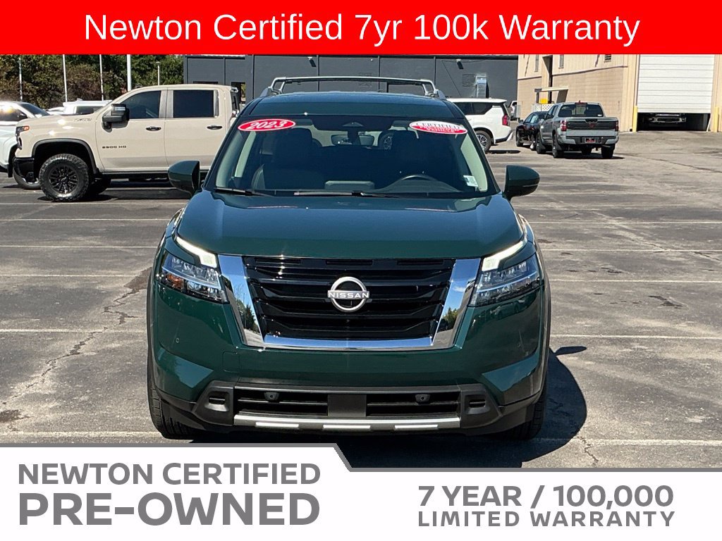 Used 2023 Nissan Pathfinder SL AWD/4WD image 26