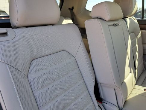 New 2026 Volkswagen Atlas SEL image 23