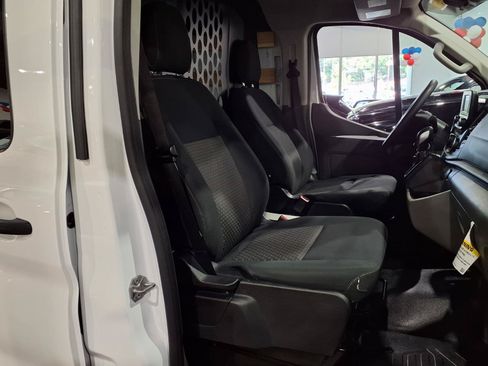 Used 2025 Ford Transit 250 Low Roof w/ Exterior Upgrade Package RWD image 15