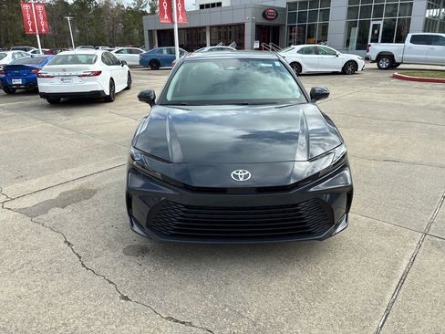 New 2026 Toyota Camry LE image 10