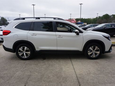 Used 2023 Subaru Ascent Premium w/ Convenience Package image 24
