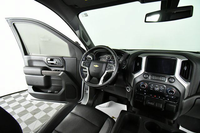 Used 2021 Chevrolet Silverado 3500 LTZ AWD/4WD image 20