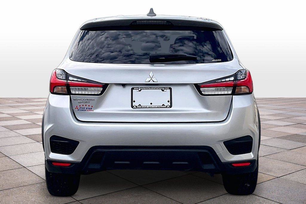 Used 2025 Mitsubishi Outlander Sport ES AWD/4WD image 4