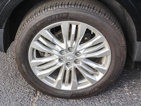 Used 2019 Cadillac XT5 Premium Luxury image 9