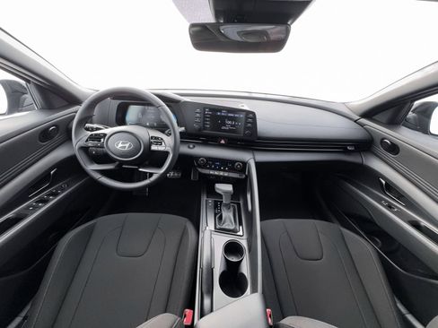 New 2026 Hyundai Elantra SEL Sport Premium FWD image 16