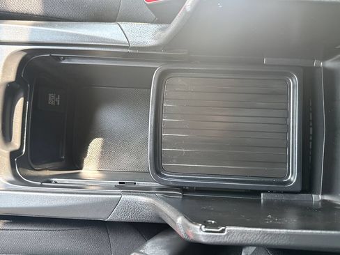 Used 2020 Honda CR-V LX image 27