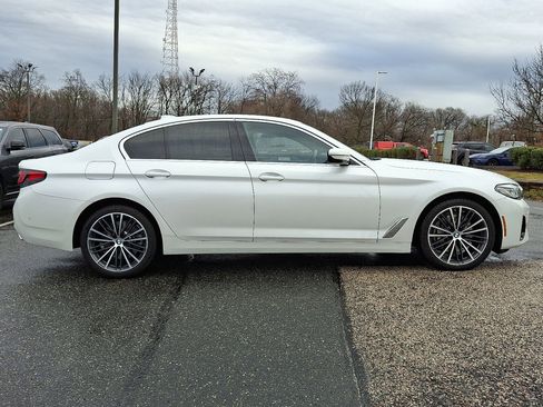 Used 2023 BMW 540i xDrive w/ Premium Package image 6