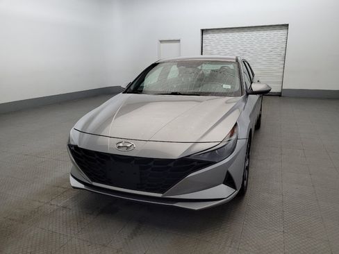Used 2023 Hyundai Elantra SEL w/ Convenience Package FWD image 15