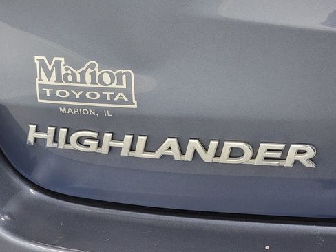Used 2019 Toyota Highlander LE FWD image 9