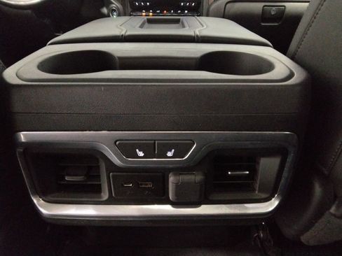 Used 2019 Chevrolet Silverado 1500 High Country image 37